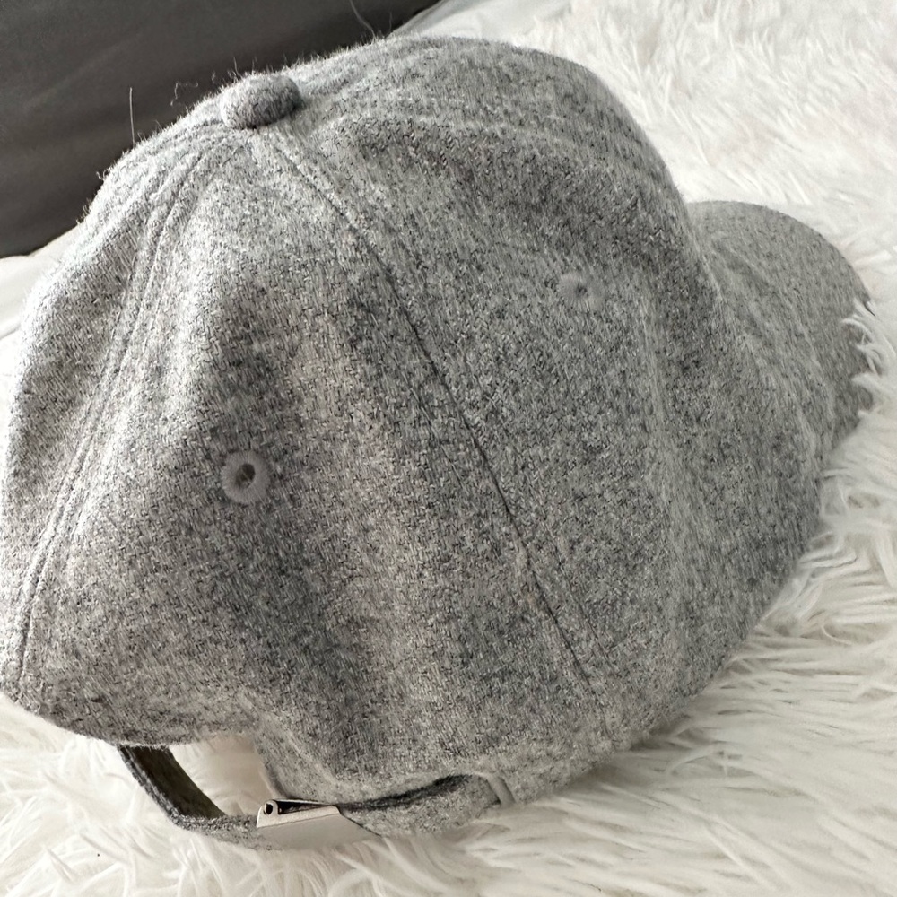 Mickey Mouse Disney Parks Adult Wool Hat - Picture 4 of 6